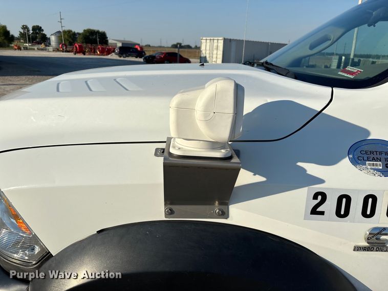 image for item ED2266 2012 Dodge Ram 5500 bucket truck