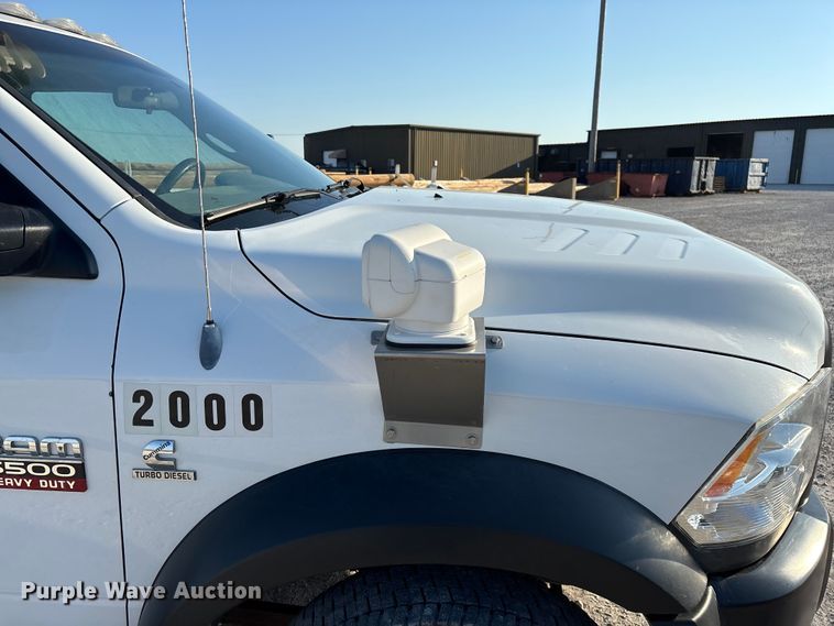 image for item ED2266 2012 Dodge Ram 5500 bucket truck