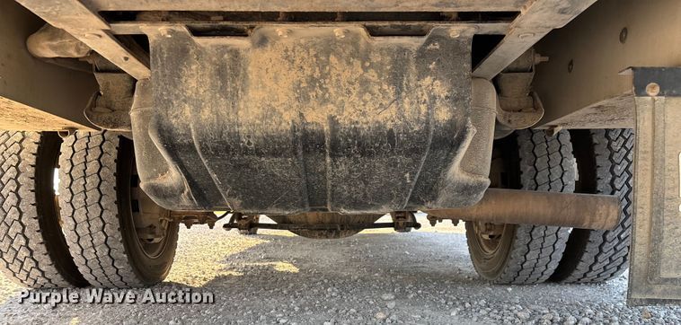 image for item ED2266 2012 Dodge Ram 5500 bucket truck