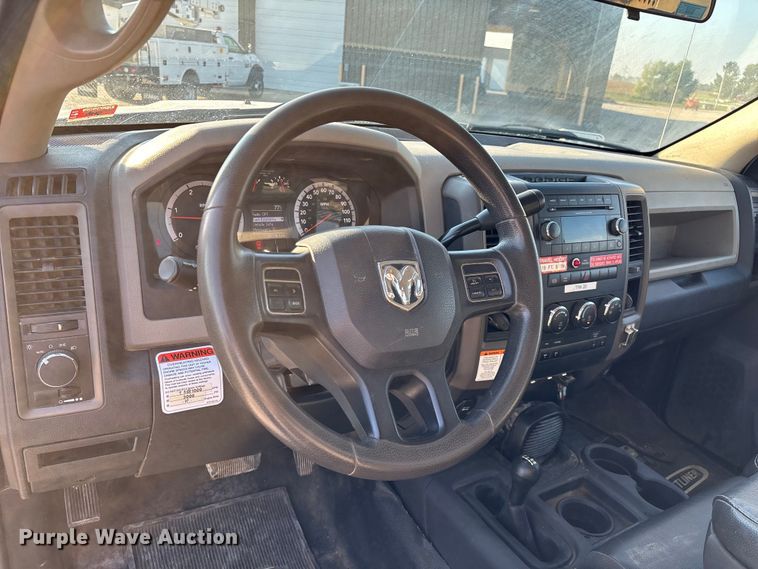 image for item ED2266 2012 Dodge Ram 5500 bucket truck