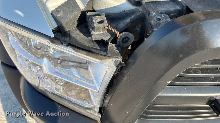 image for item ED2266 2012 Dodge Ram 5500 bucket truck