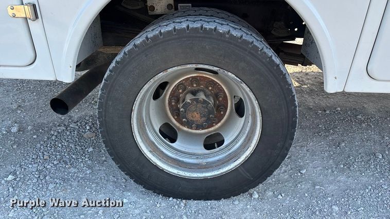 image for item ED2266 2012 Dodge Ram 5500 bucket truck