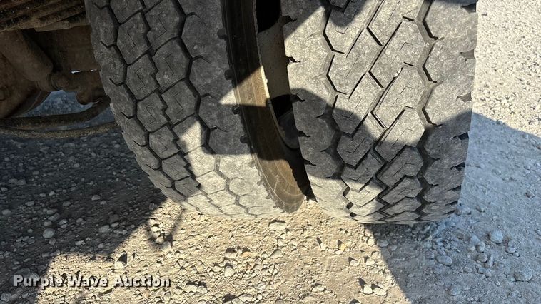 image for item ED2266 2012 Dodge Ram 5500 bucket truck