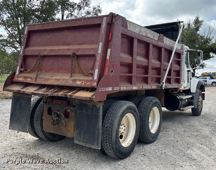 image for item ED2274 2008 Mack Granite dump truck