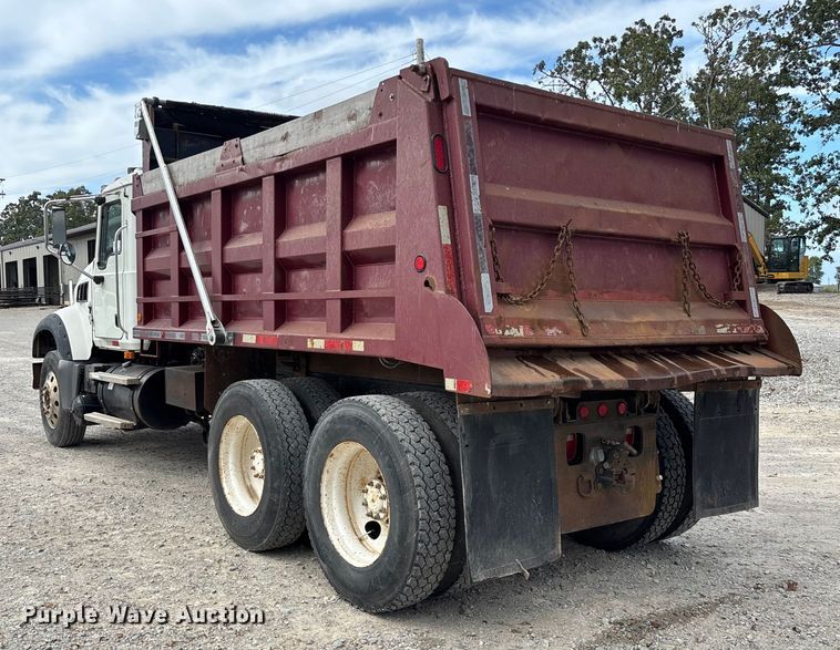 image for item ED2274 2008 Mack Granite dump truck