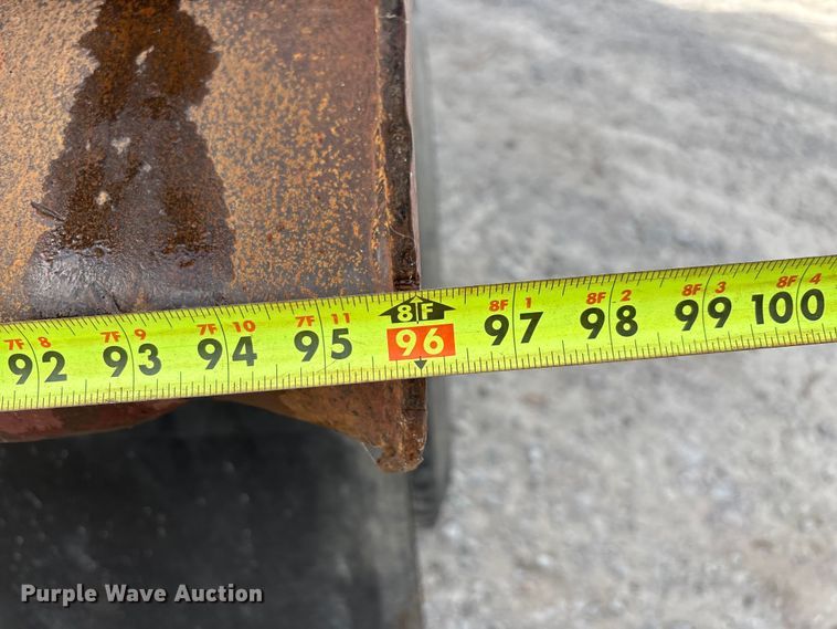 image for item ED2274 2008 Mack Granite dump truck