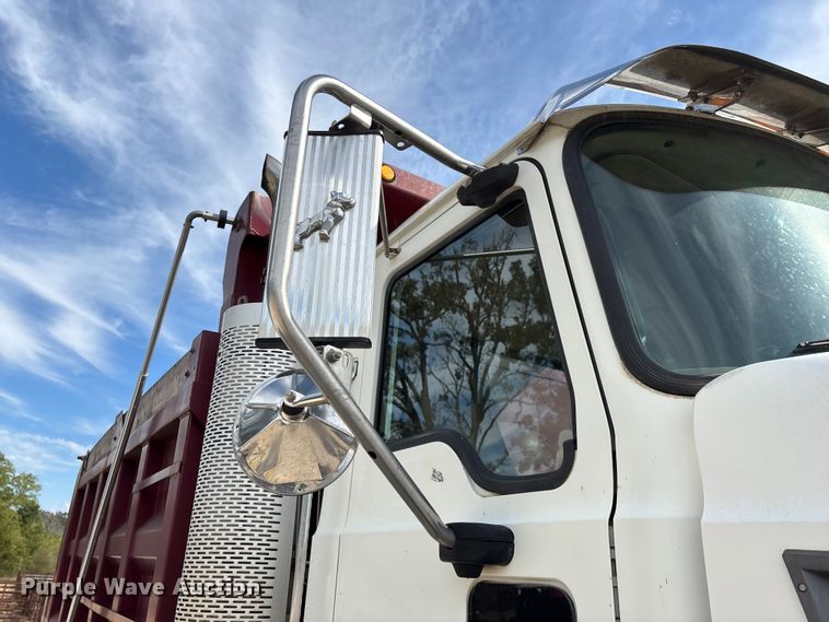 image for item ED2274 2008 Mack Granite dump truck