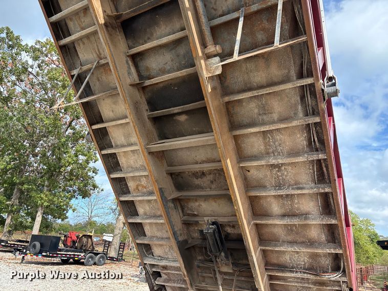 image for item ED2274 2008 Mack Granite dump truck