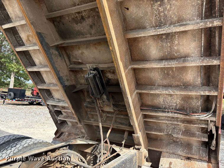 image for item ED2274 2008 Mack Granite dump truck