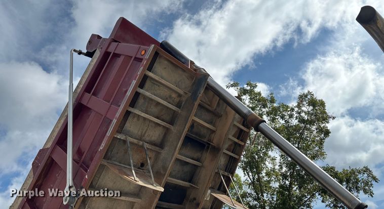 image for item ED2274 2008 Mack Granite dump truck