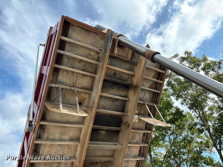 image for item ED2274 2008 Mack Granite dump truck