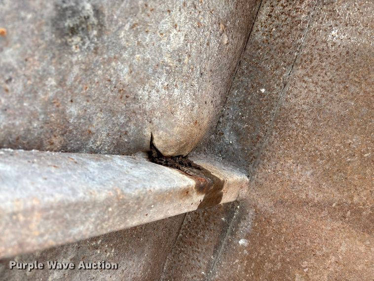 image for item ED2274 2008 Mack Granite dump truck