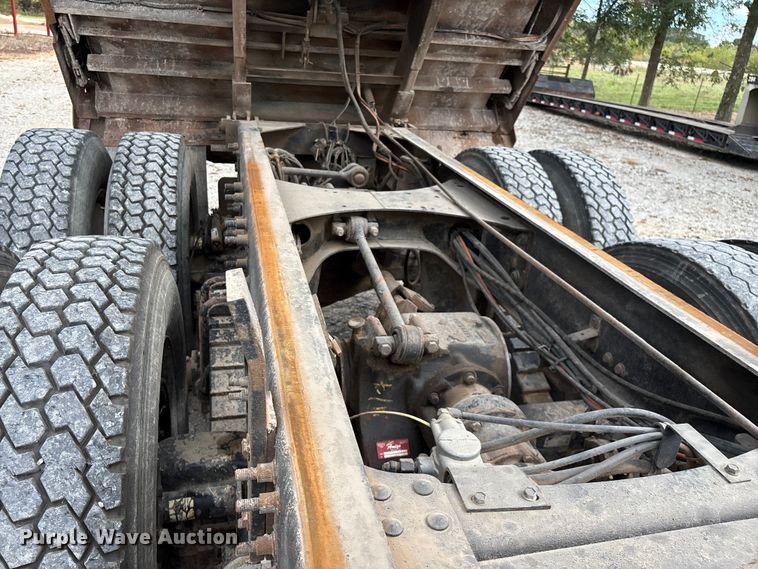 image for item ED2274 2008 Mack Granite dump truck