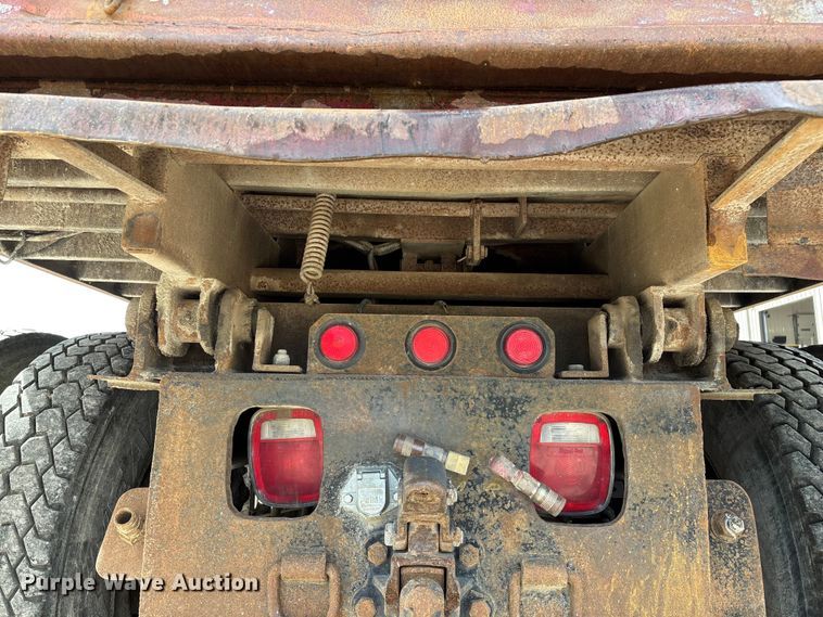 image for item ED2274 2008 Mack Granite dump truck