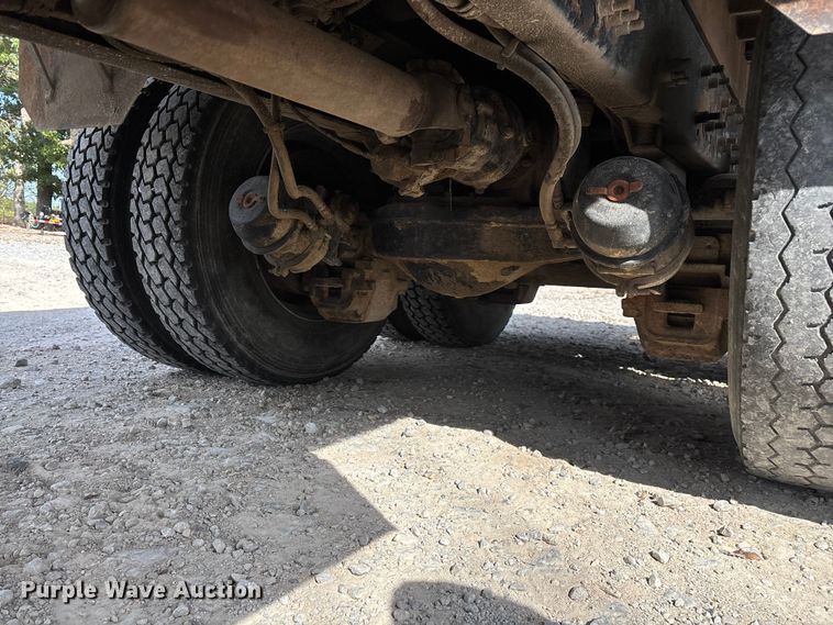 image for item ED2274 2008 Mack Granite dump truck