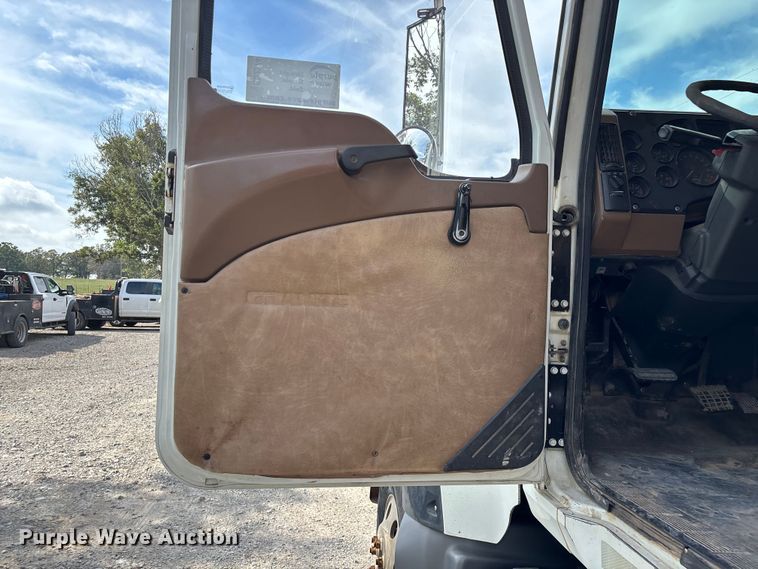 image for item ED2274 2008 Mack Granite dump truck