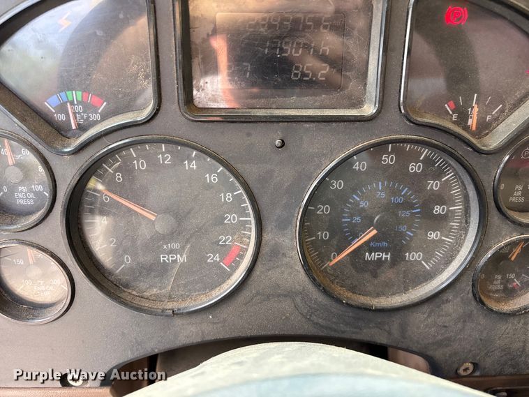 image for item ED2274 2008 Mack Granite dump truck