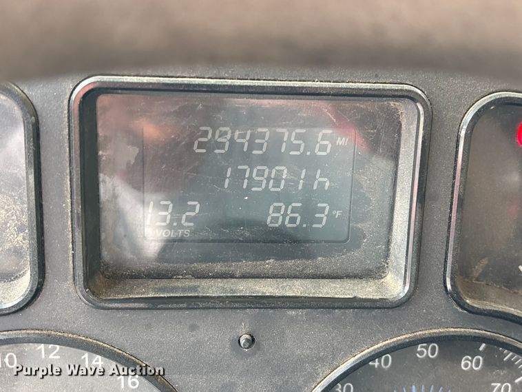 image for item ED2274 2008 Mack Granite dump truck