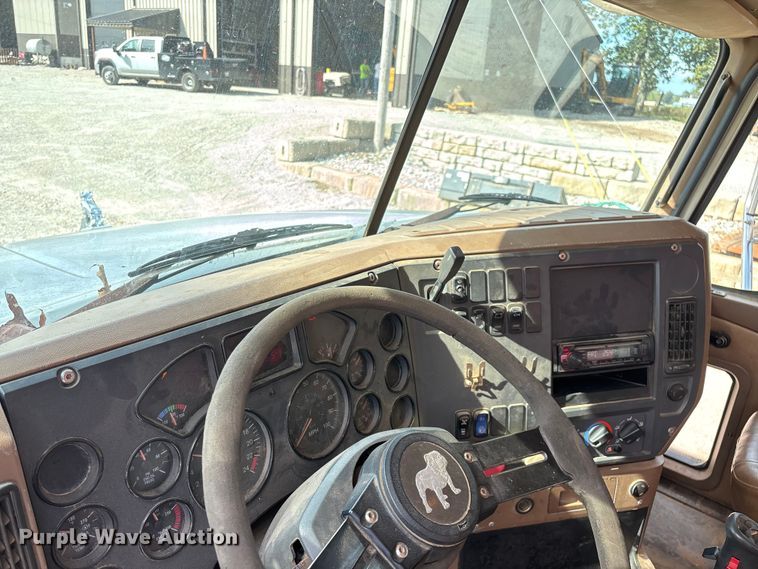 image for item ED2274 2008 Mack Granite dump truck