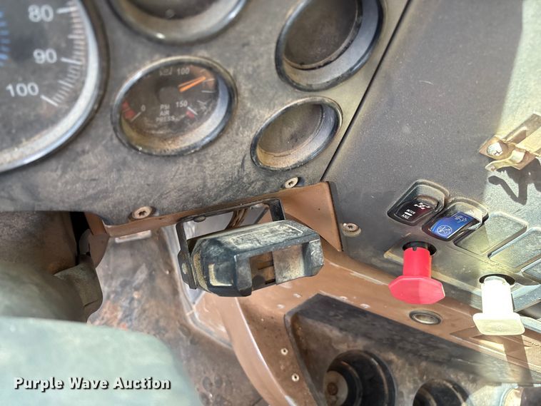 image for item ED2274 2008 Mack Granite dump truck