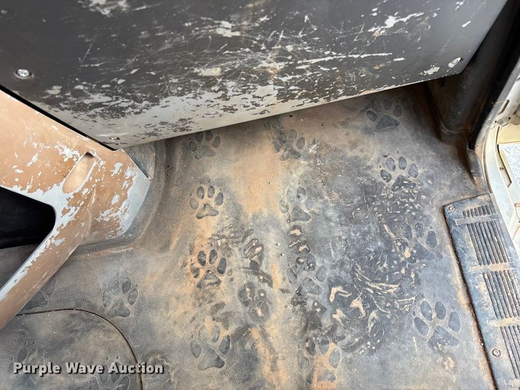 image for item ED2274 2008 Mack Granite dump truck