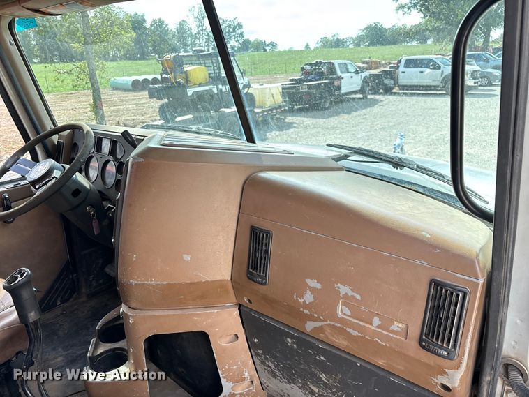 image for item ED2274 2008 Mack Granite dump truck