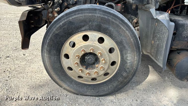 image for item ED2274 2008 Mack Granite dump truck