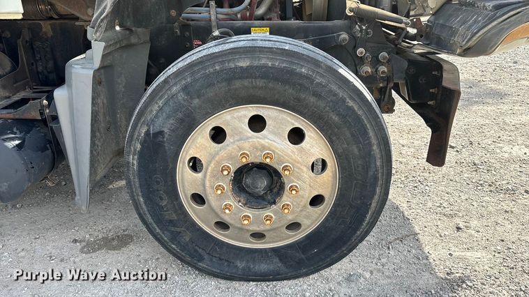 image for item ED2274 2008 Mack Granite dump truck