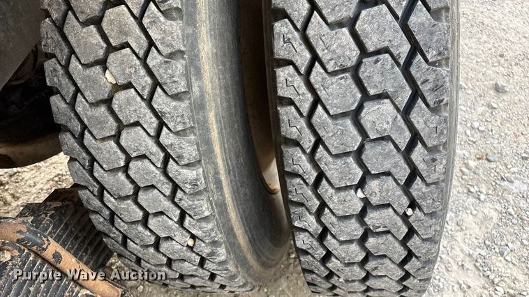 image for item ED2274 2008 Mack Granite dump truck