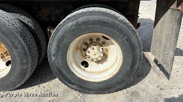 image for item ED2274 2008 Mack Granite dump truck