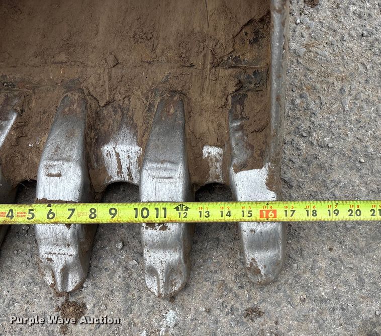 image for item ED2275 2015 Case 580 Super N backhoe