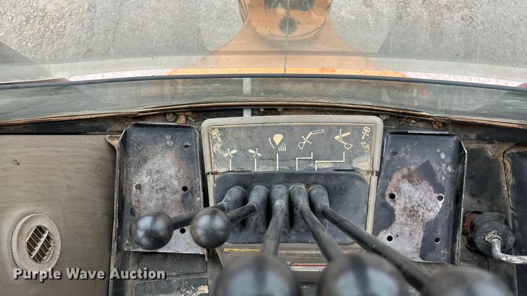 image for item ED2275 2015 Case 580 Super N backhoe