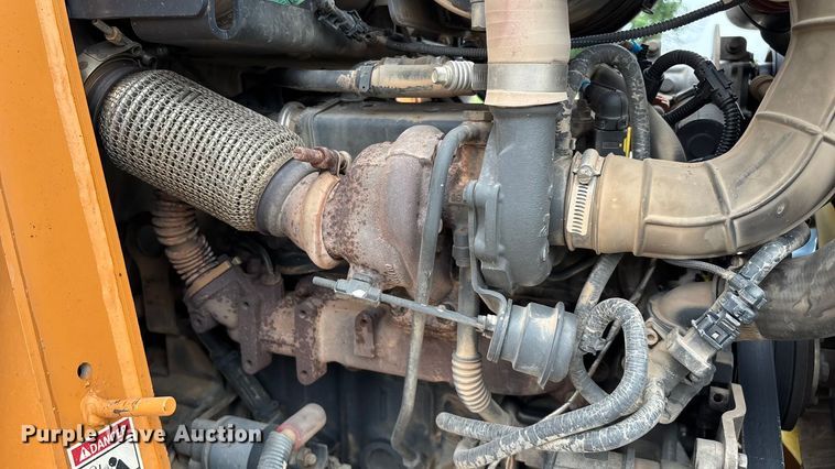 image for item ED2275 2015 Case 580 Super N backhoe