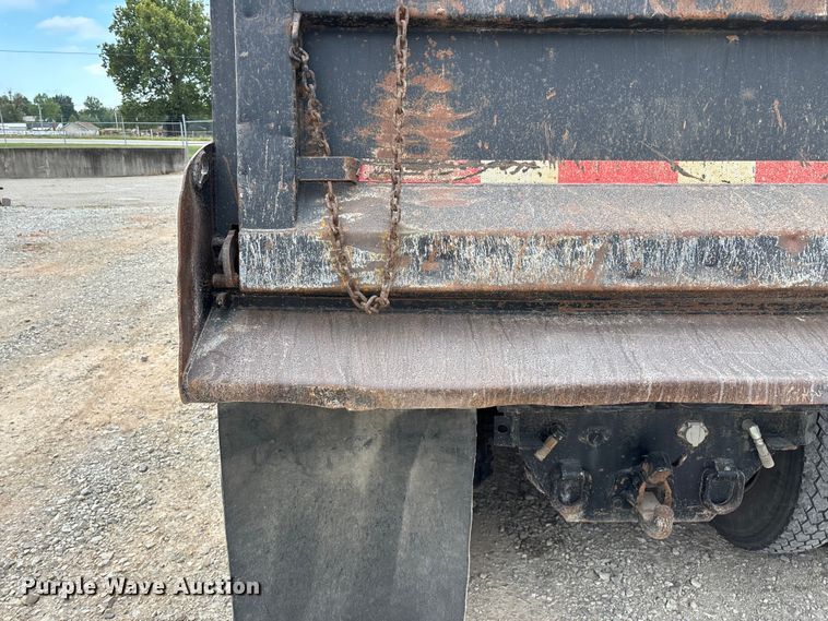 image for item ED2276 2001 Mack RD dump truck