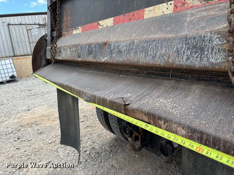 image for item ED2276 2001 Mack RD dump truck