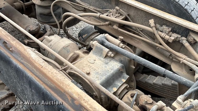 image for item ED2276 2001 Mack RD dump truck