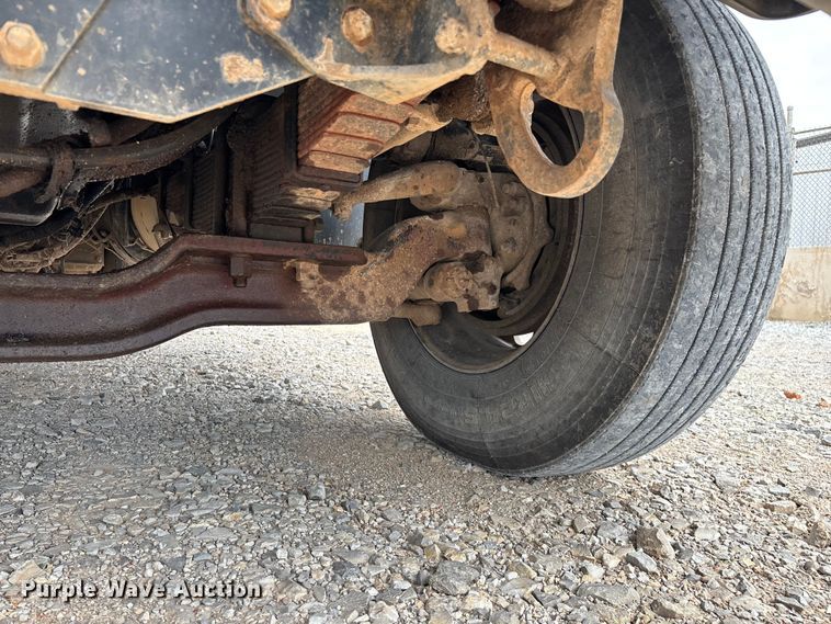 image for item ED2276 2001 Mack RD dump truck