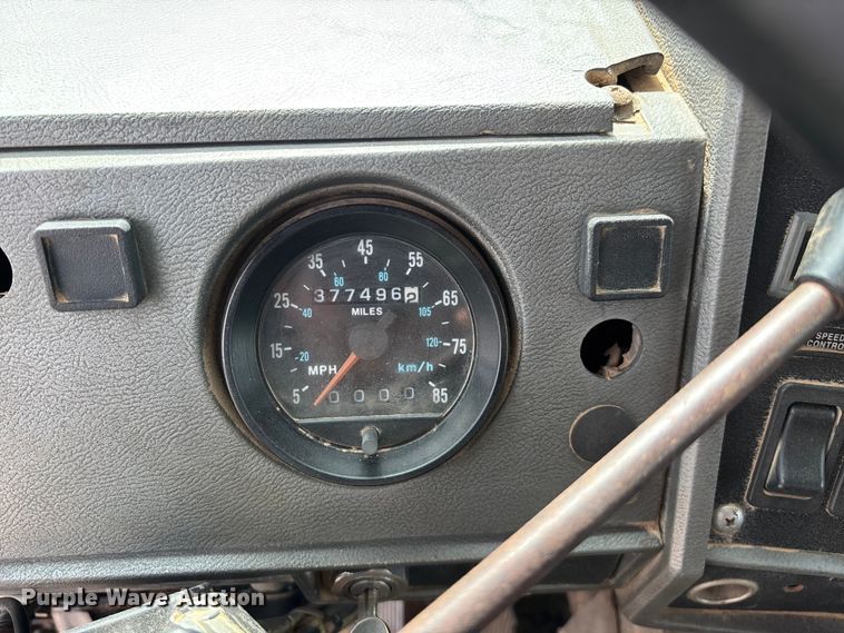 image for item ED2276 2001 Mack RD dump truck