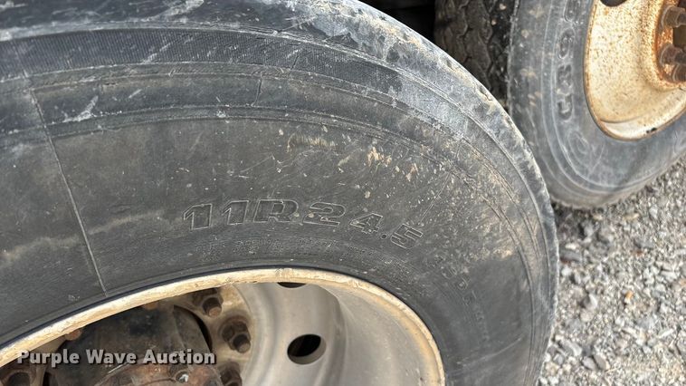 image for item ED2276 2001 Mack RD dump truck