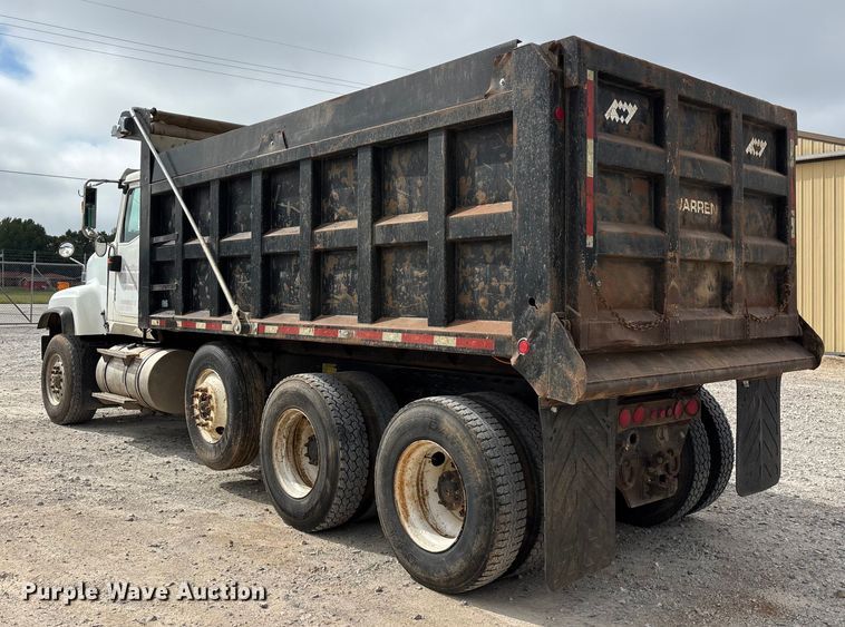 image for item ED2277 2006 International 5500i dump truck