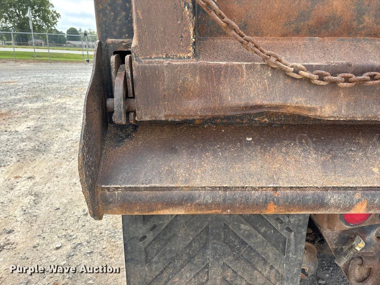 image for item ED2277 2006 International 5500i dump truck