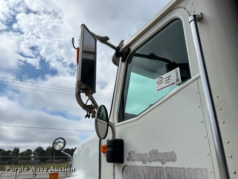 image for item ED2277 2006 International 5500i dump truck