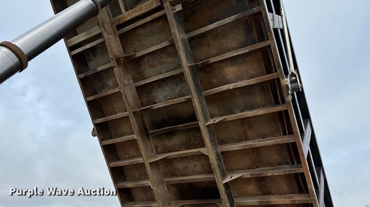 image for item ED2277 2006 International 5500i dump truck