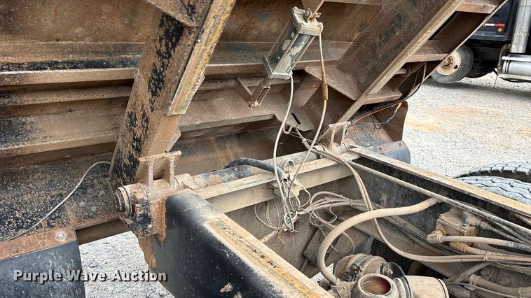 image for item ED2277 2006 International 5500i dump truck