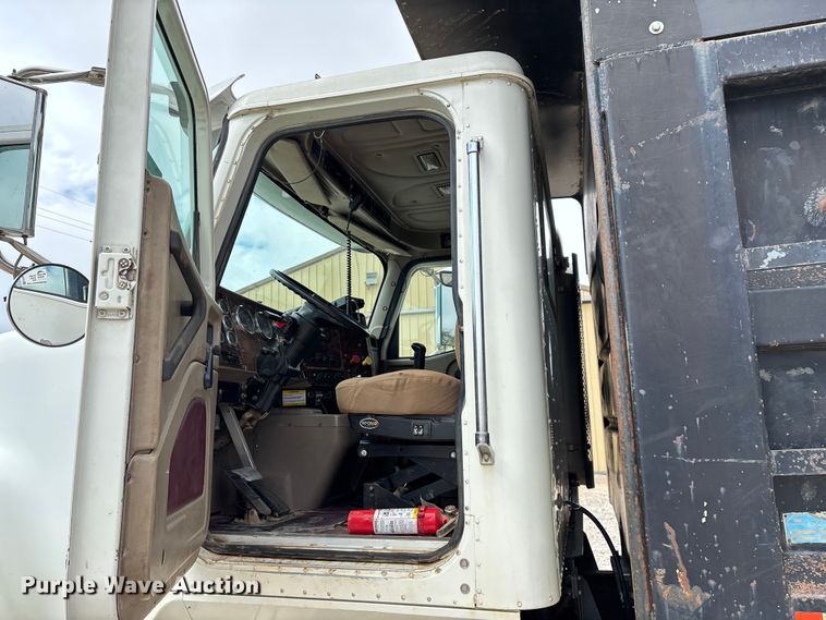 image for item ED2277 2006 International 5500i dump truck