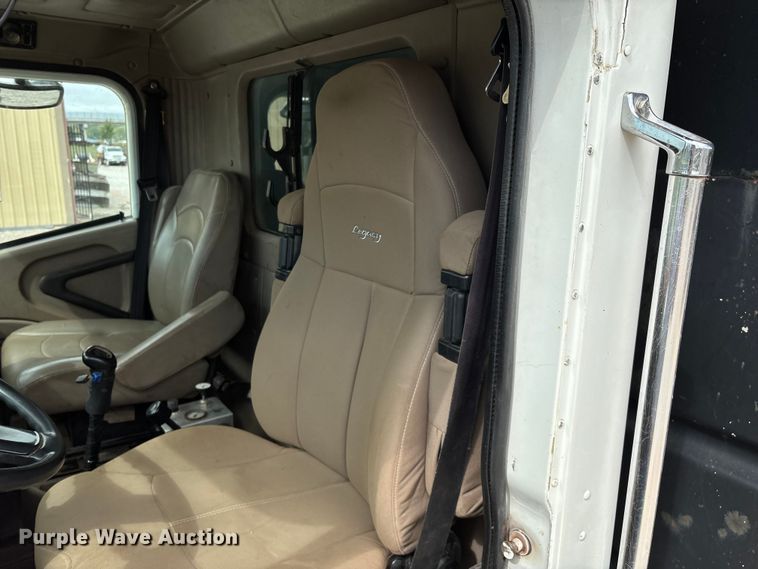 image for item ED2277 2006 International 5500i dump truck