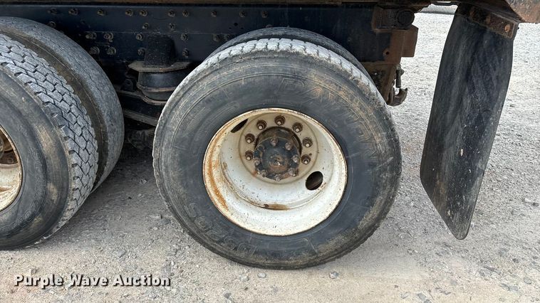 image for item ED2277 2006 International 5500i dump truck