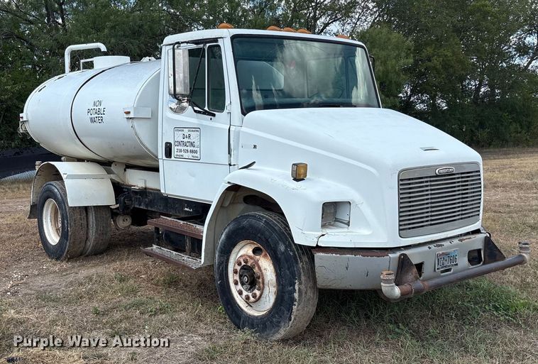 image for item ED5867 1998 Freightliner FL70 water truck