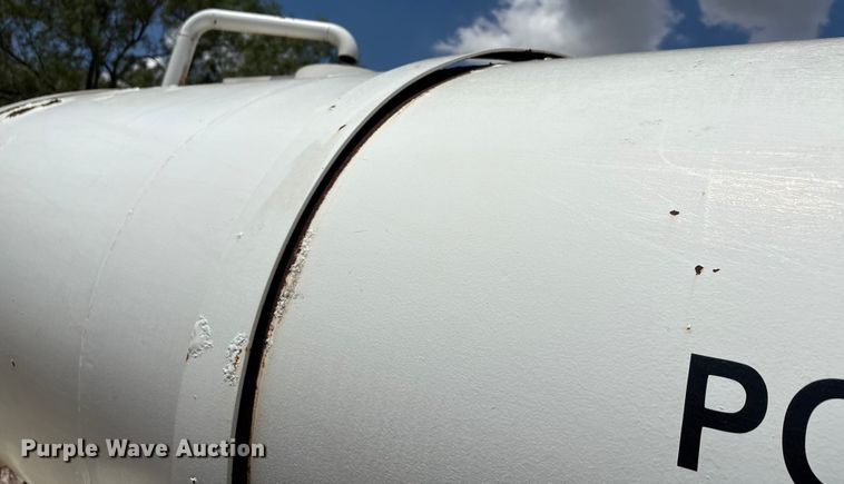 image for item ED5867 1998 Freightliner FL70 water truck