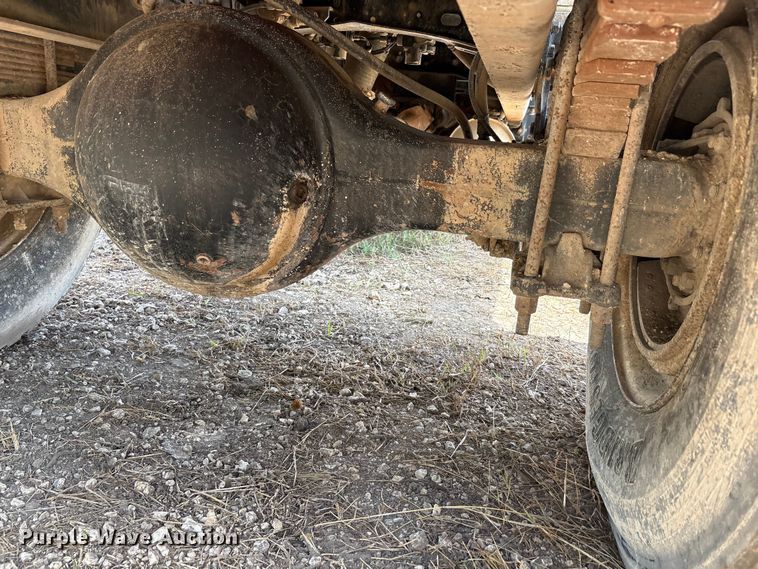 image for item ED5867 1998 Freightliner FL70 water truck